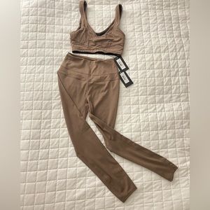 Varley Lets Move set in fossil/taupe. Size small